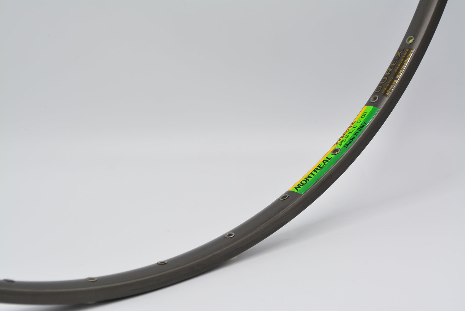 Ambrosio Montreal Medaille D´OR grau Schlauchreifenfelge 28" 36-Loch NOS
