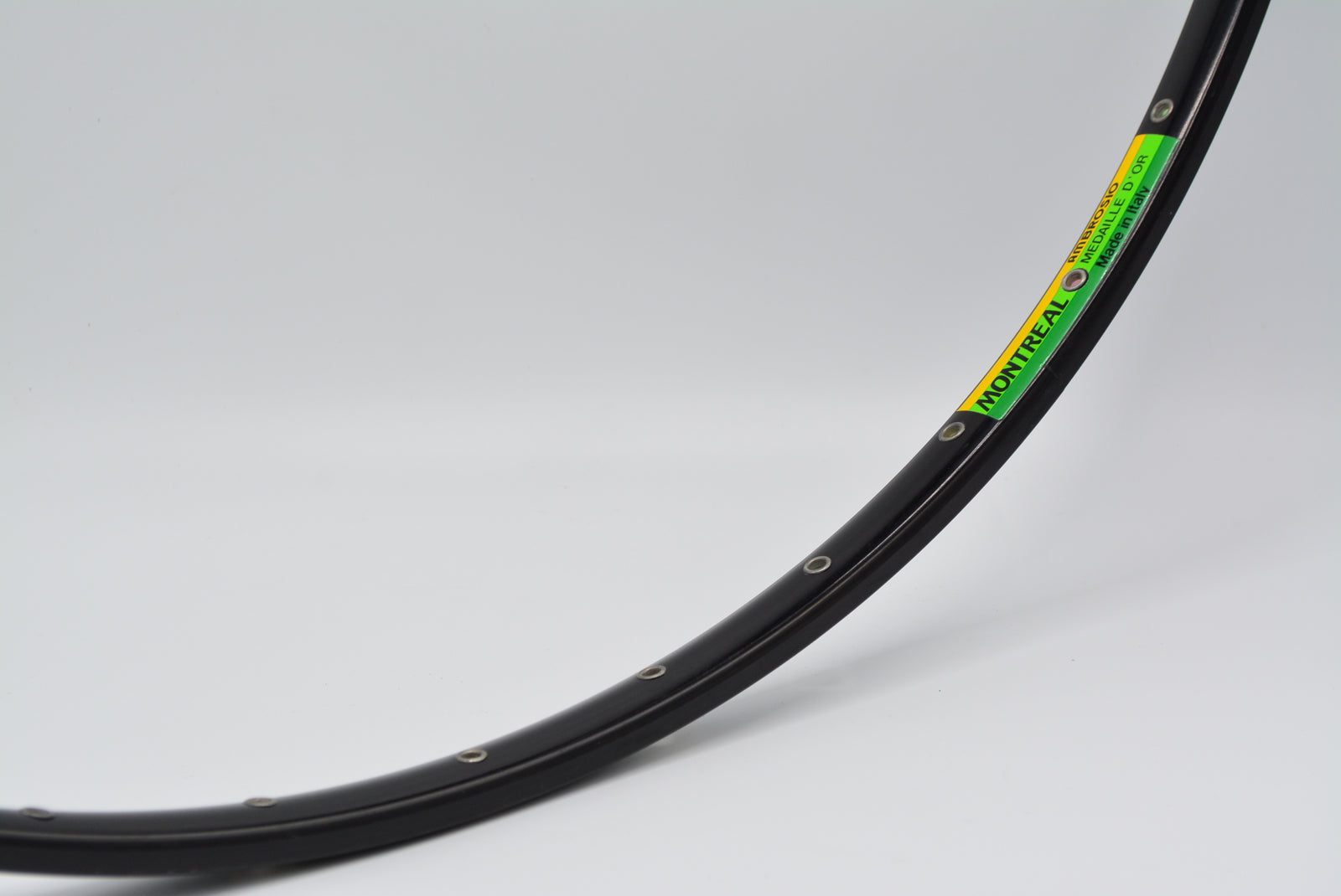 Ambrosio Montreal Medaille D´OR schwarz Schlauchreifenfelge 28" 36-Loch NOS