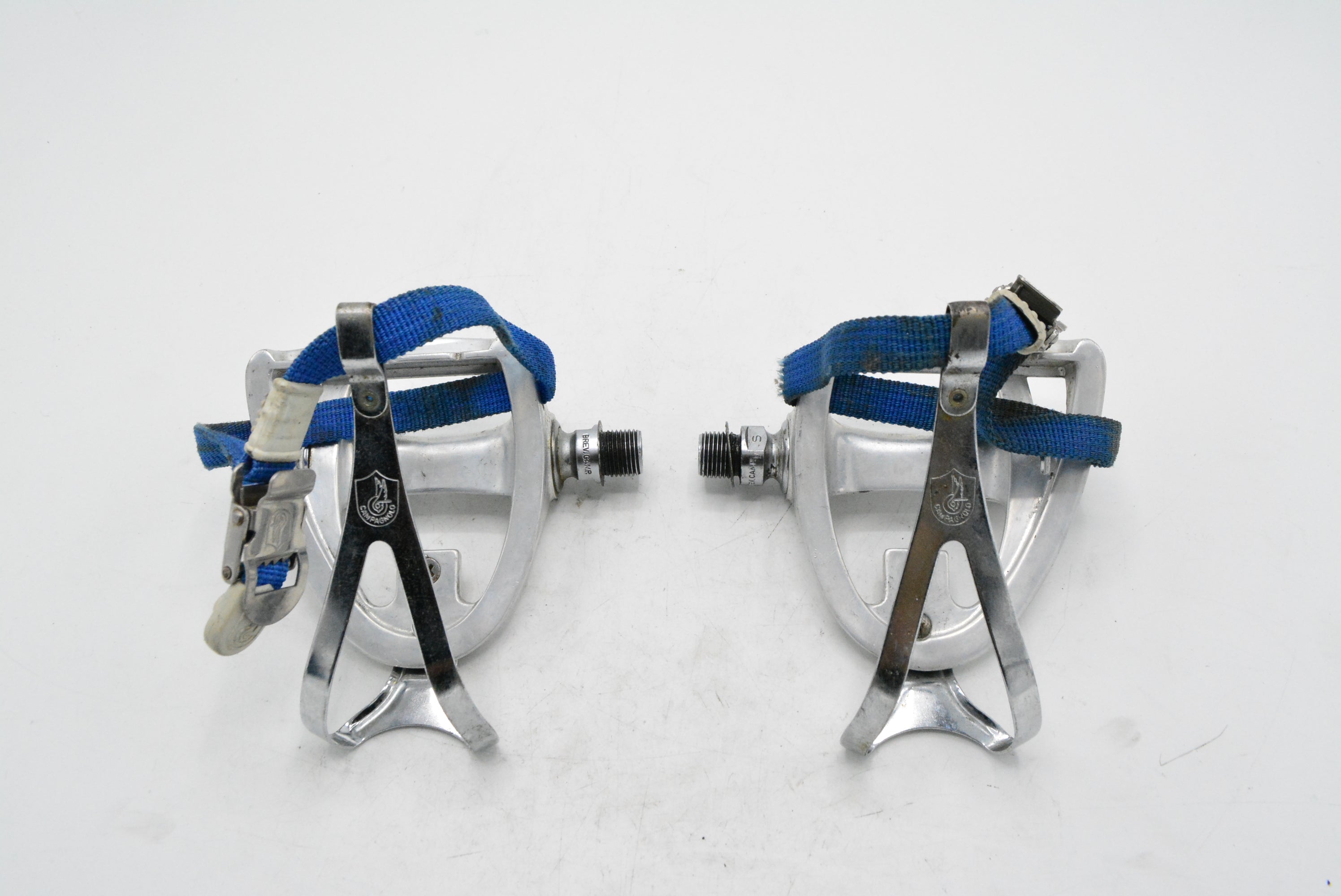 campagnolo triomphe pedals Campagnolo Triomphe Pedale mit Pedalhaken und Campagnolo Riemen