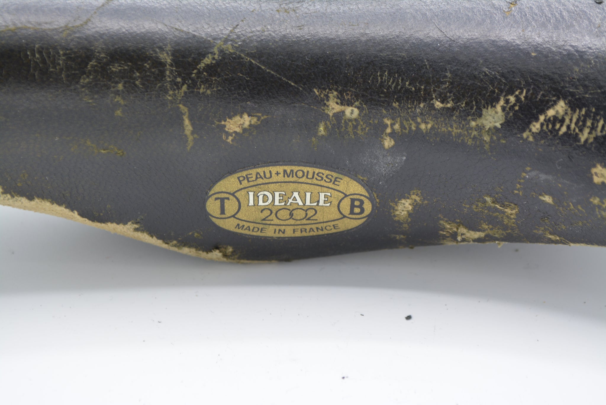 Selle cuir idéal 2002 vélo de route vintage fabriqué en France Selle cuir idéal 2002 vélo de route vintage fabriqué en France