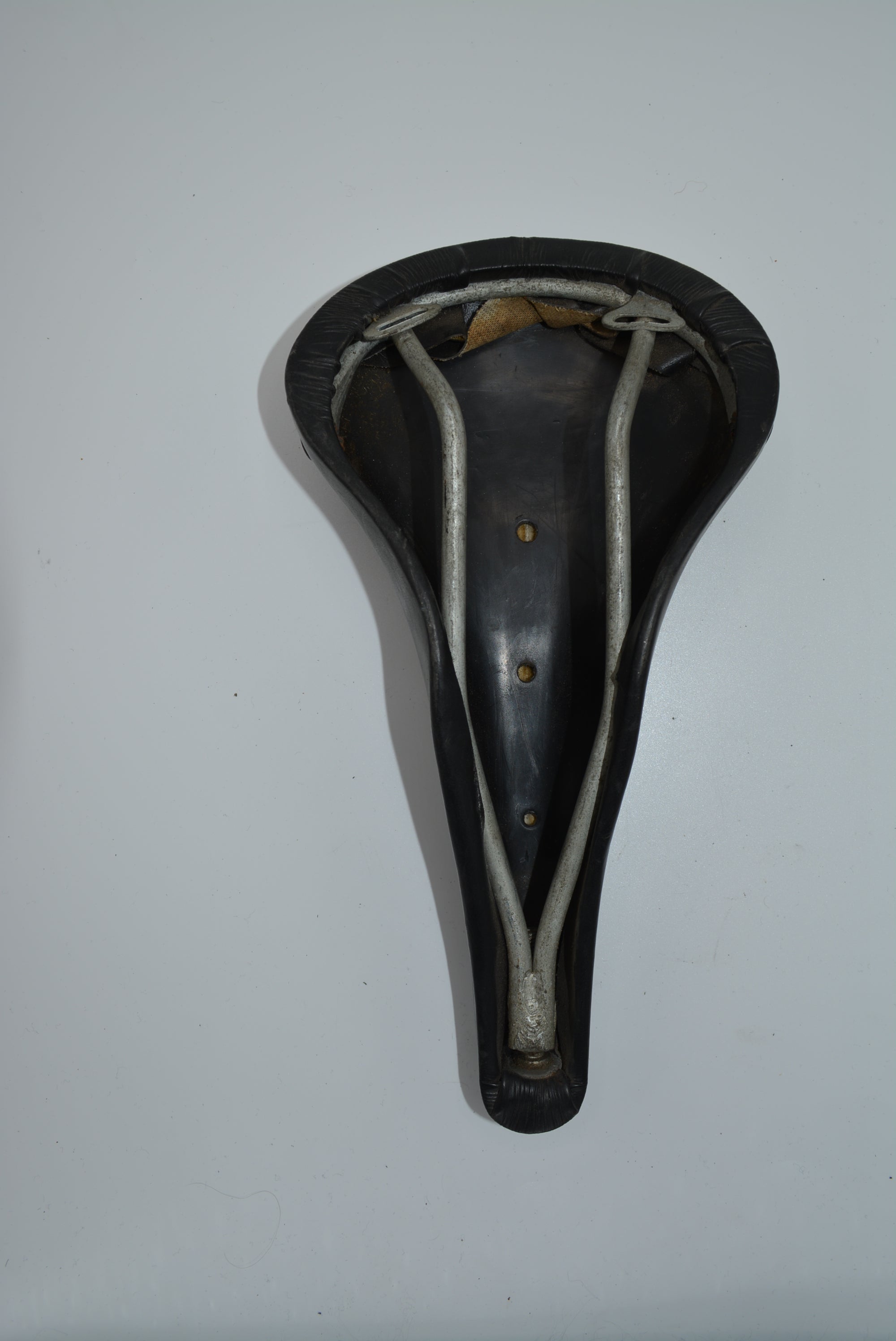 Vintage Fahrradsattel schwarz NOS