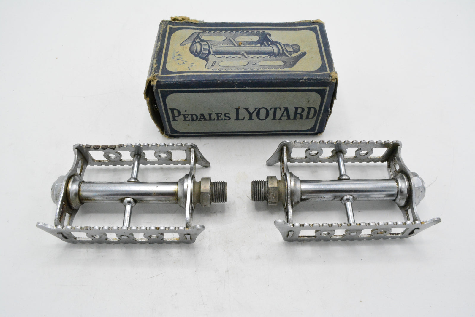Lyotard Rennpedale NOS