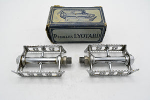 Lyotard Rennpedale NOS