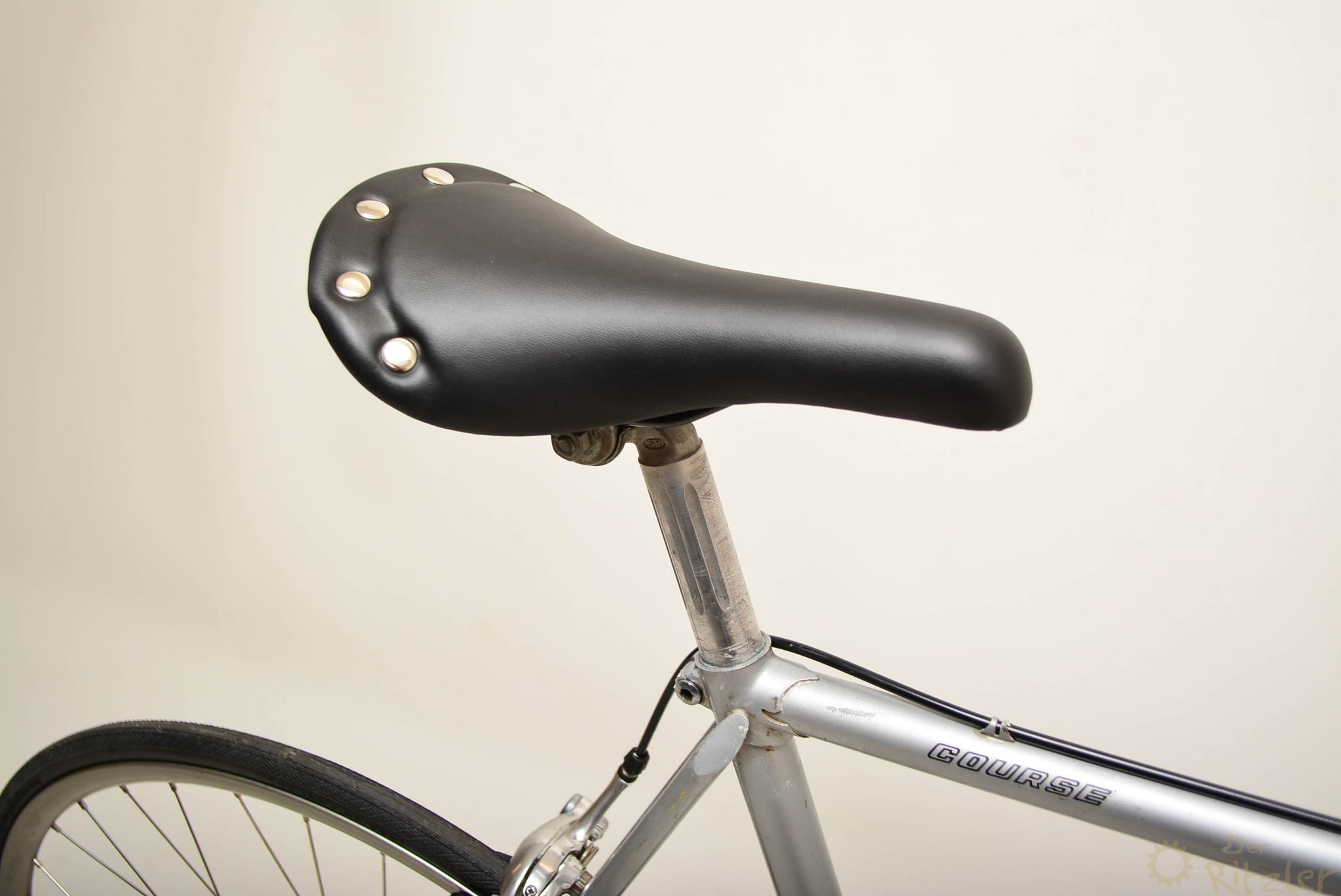 Selle de Moto Café Selle de Course Vintage Confortable Noir Direct Remplace Bosse Selle de Moto Café Selle de Course Vintage Confortable Noir Direct Remplace Bosse