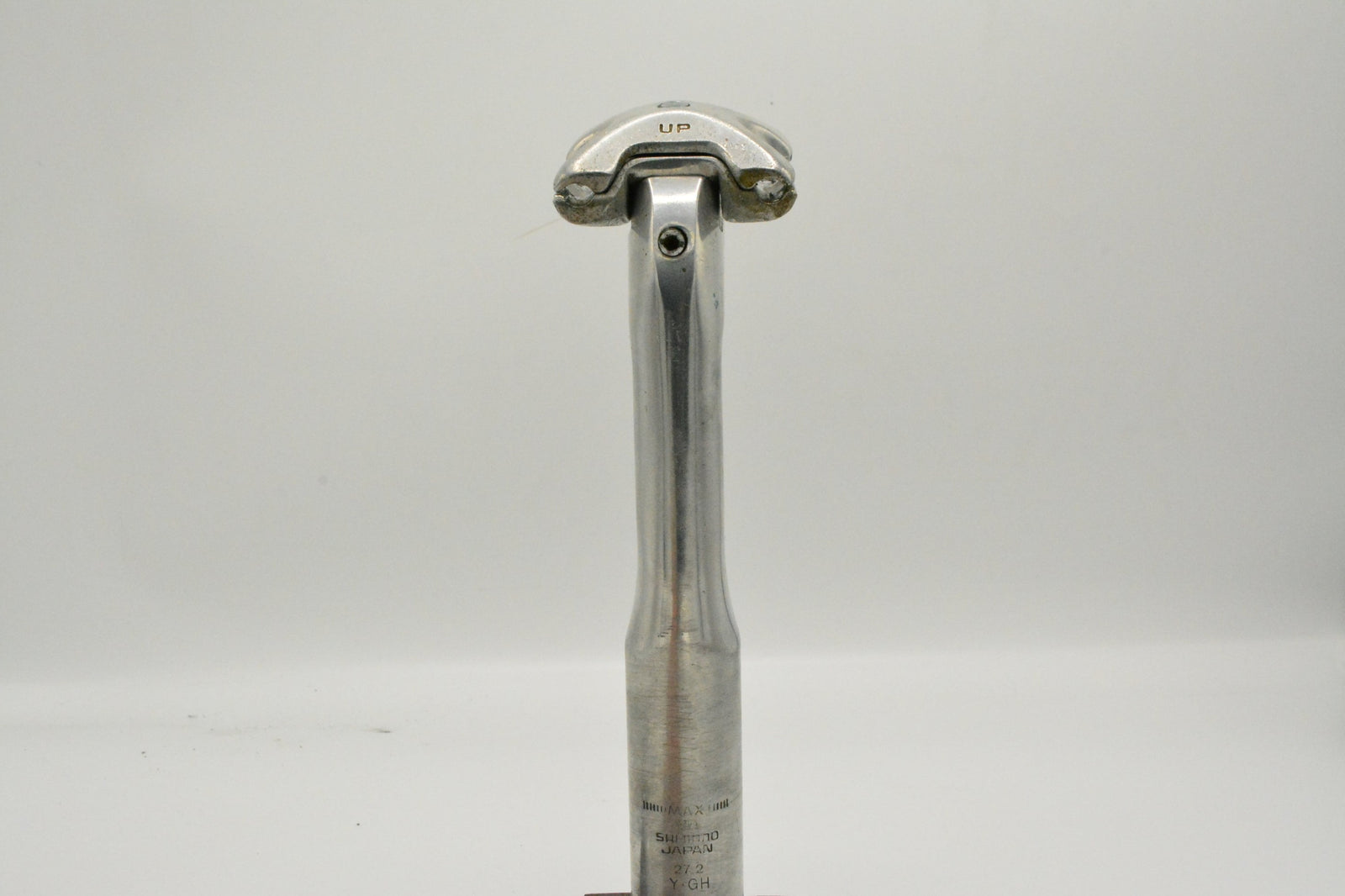 Shimano SP-6310 600 AX Sattelstütze 27.2mm