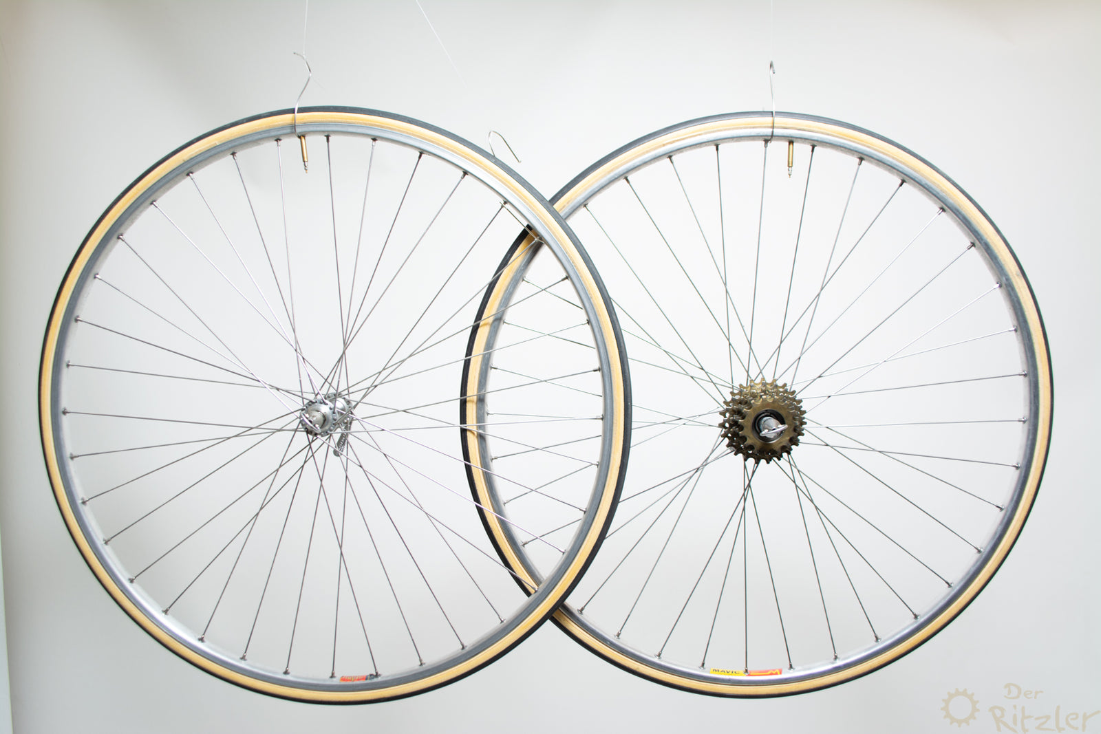 Campagnolo Gran Sport auf Mavic Monthelery Route Laufradsatz