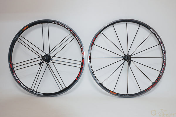Campagnolo Eurus wheelset - The pinion