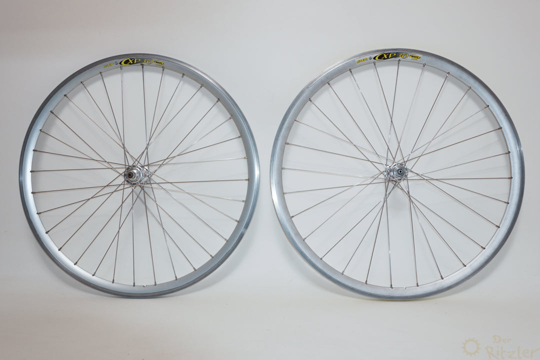Mavic CXP30 auf Dura-Ace Laufradsatz 28 Zoll