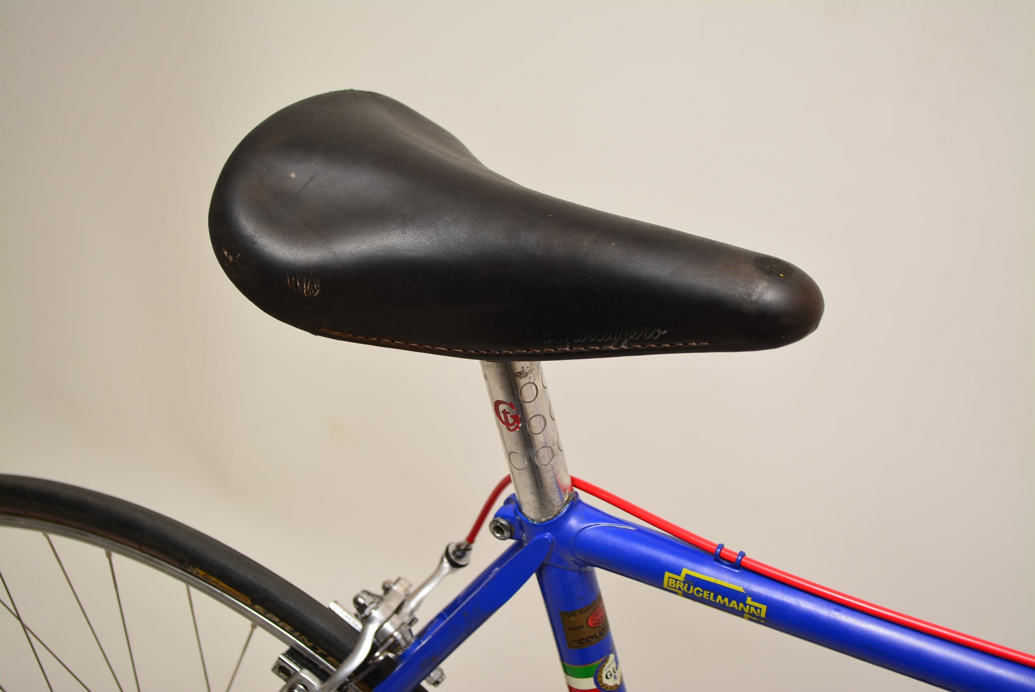 Vélo VINTAGE BIKES CYCLING vbc | . Vélo de route GIOS TORINO Modèle Vélo VINTAGE BIKES CYCLING vbc | . Vélo de route GIOS TORINO Modèle