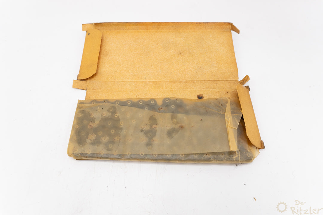 Favorit Super Bicycle Chain Made in Czechoslovakia Kette 1/2" x 3/32" NOS