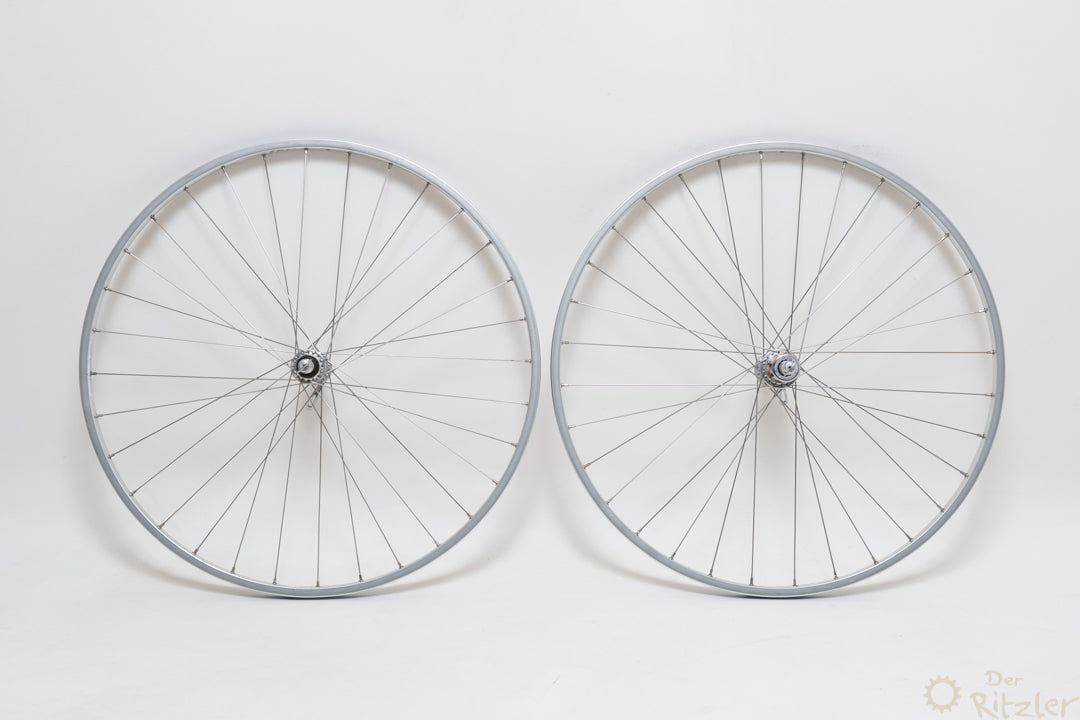 Campagnolo Record auf Campagnolo Roma 60 Drahtreifenfelgen 28" NOS