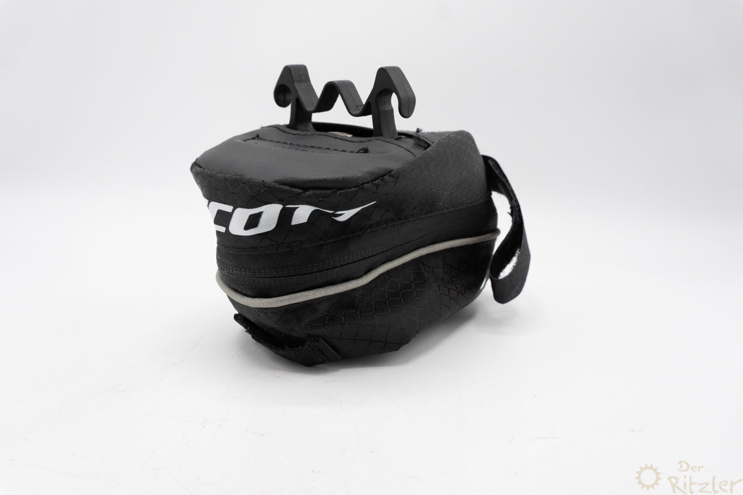 Scott Satteltasche Clip On