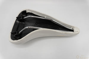 Selle Royal Futura Leder Sattel weiß NOS
