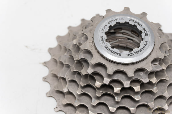 Cassette Shimano Dura-Ace 8 Vitesses 13/23T – NOS, NIB (CS-7400/CS-7401)