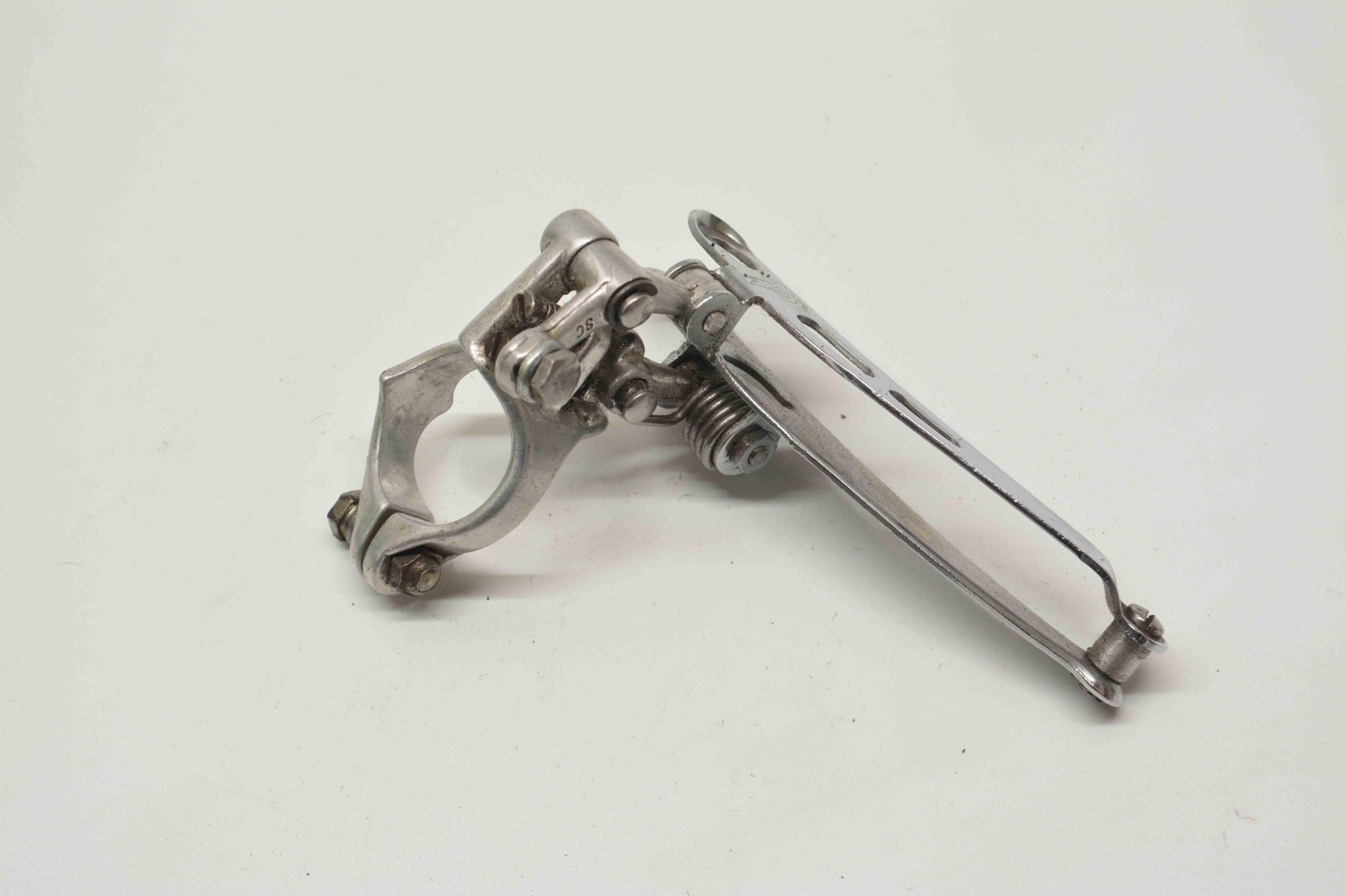 Dérailleur Avant Route Campagnolo Nuovo Record #1052/NT Dérailleur Avant Route Campagnolo Nuovo Record #1052/NT