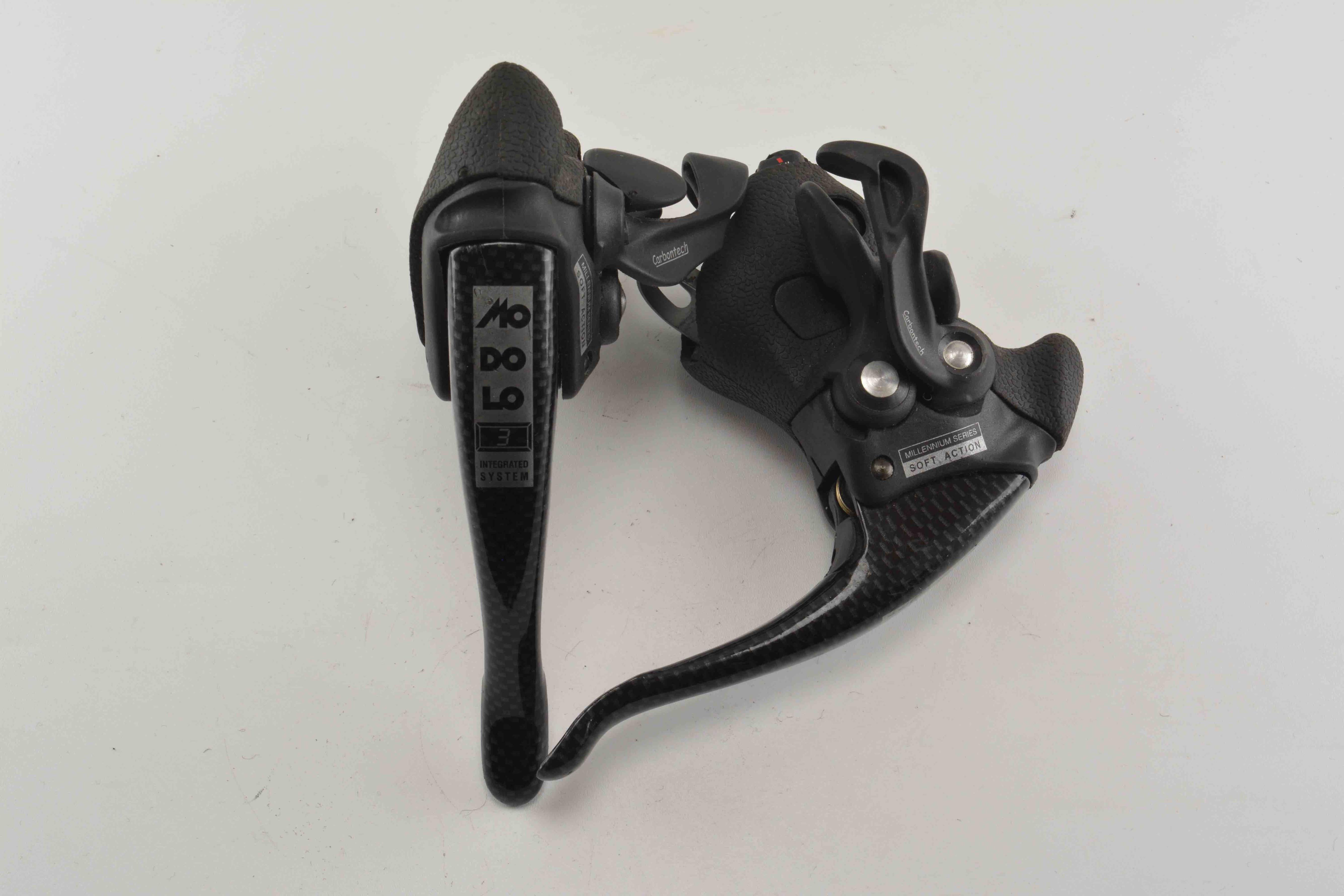 Commandes De Vélo Modolo Morphos Superlight 3 – Carbone – Levier Combo Frein/vitesse – Occasion