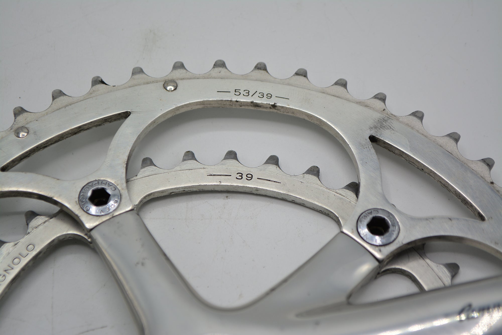 Pédalier carbone campagnolo Chorus 11v 170l (D'occasion) à Châtel-St-Denis pour CHF 180 Pédalier carbone campagnolo Chorus 11v 170l (D'occasion) à Châtel-St-Denis pour CHF 180