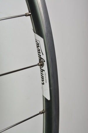 Campagnolo Record auf Campagnolo Moskva 80 Laufradsatz 28"