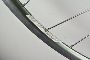 Campagnolo Record auf Campagnolo Moskva 80 Laufradsatz 28"