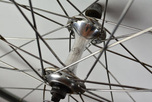 Campagnolo Record auf Campagnolo Moskva 80 Laufradsatz 28"