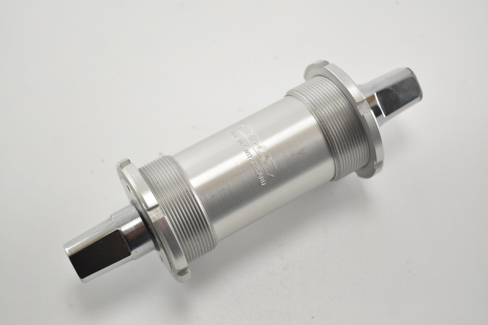 EDCO Competition Innenlager BSA 130 mm NOS