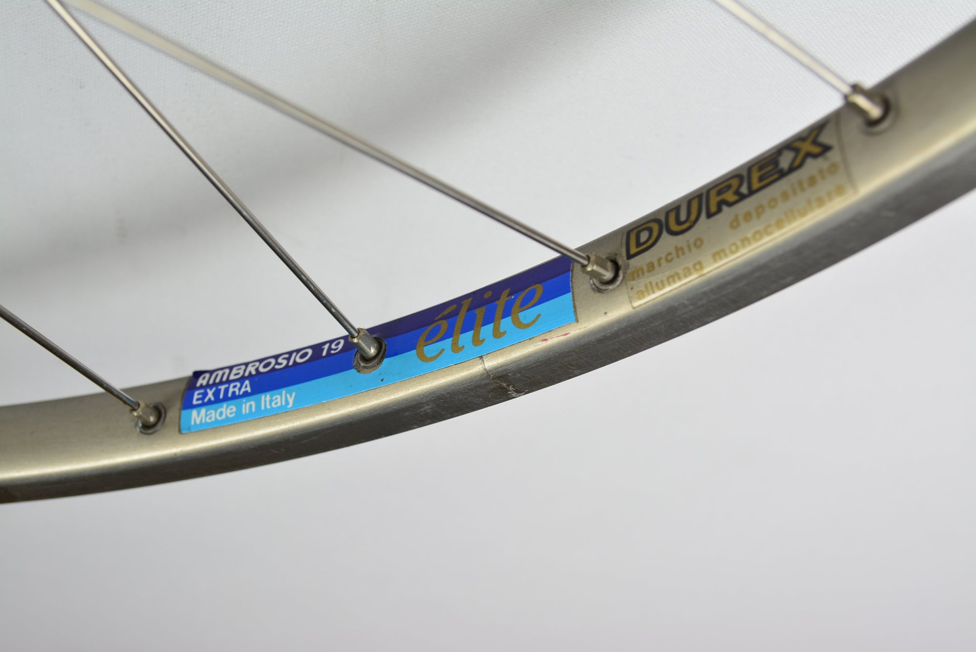 FT Extra Rolling Laufradsatz mit Ambrosio 19 Elite Durex Felge