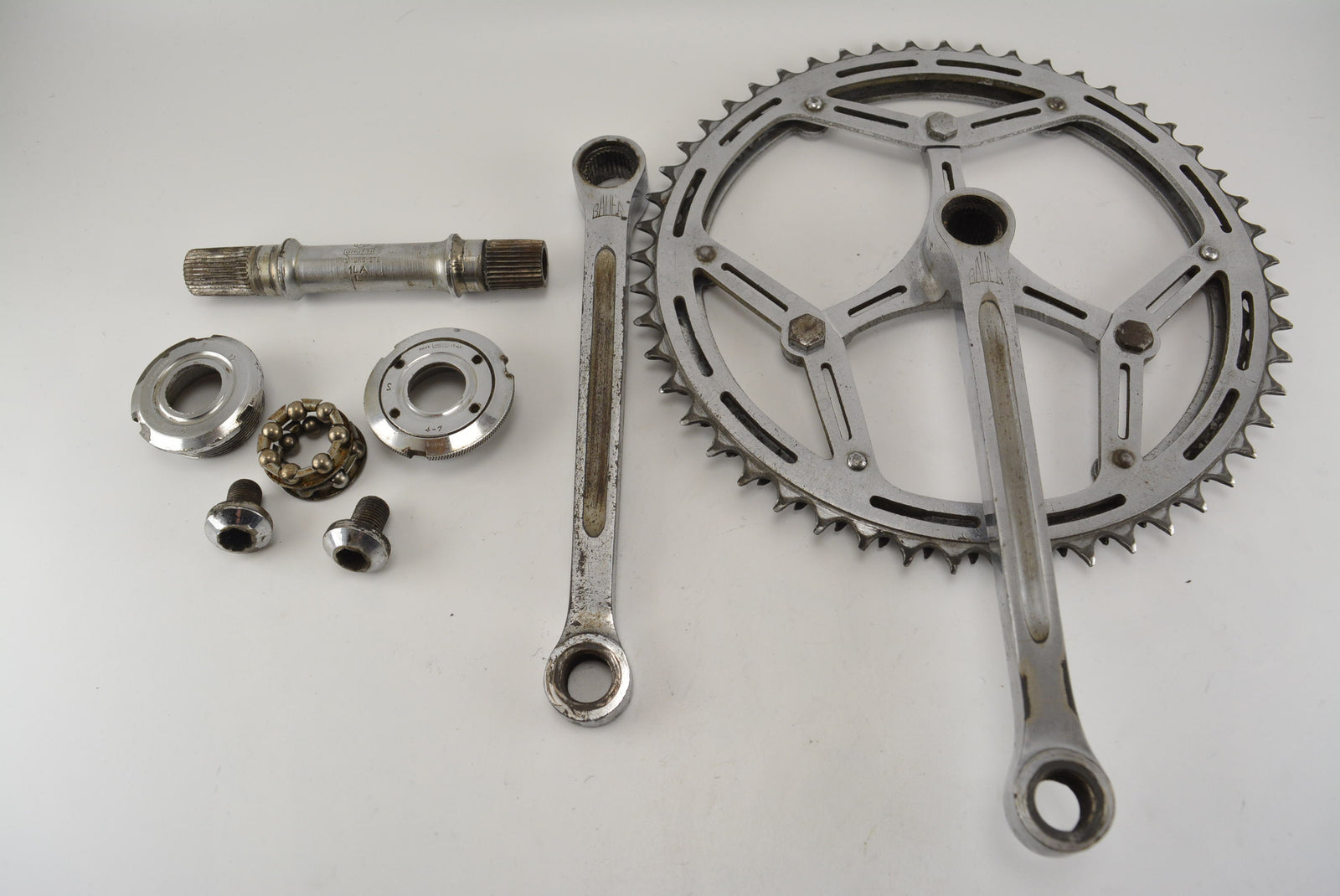 Gnutti Bauer Kurbelgarnitur 51 – 48 Zähne 170 mm mit Innenlager