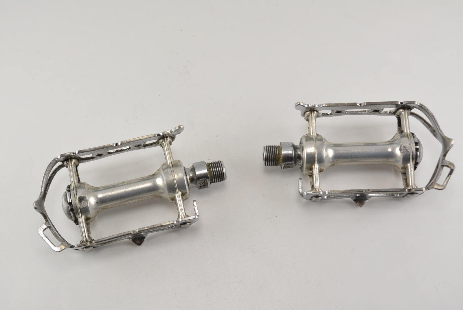 KKT/KYOKUTO PRO ACE Pedale