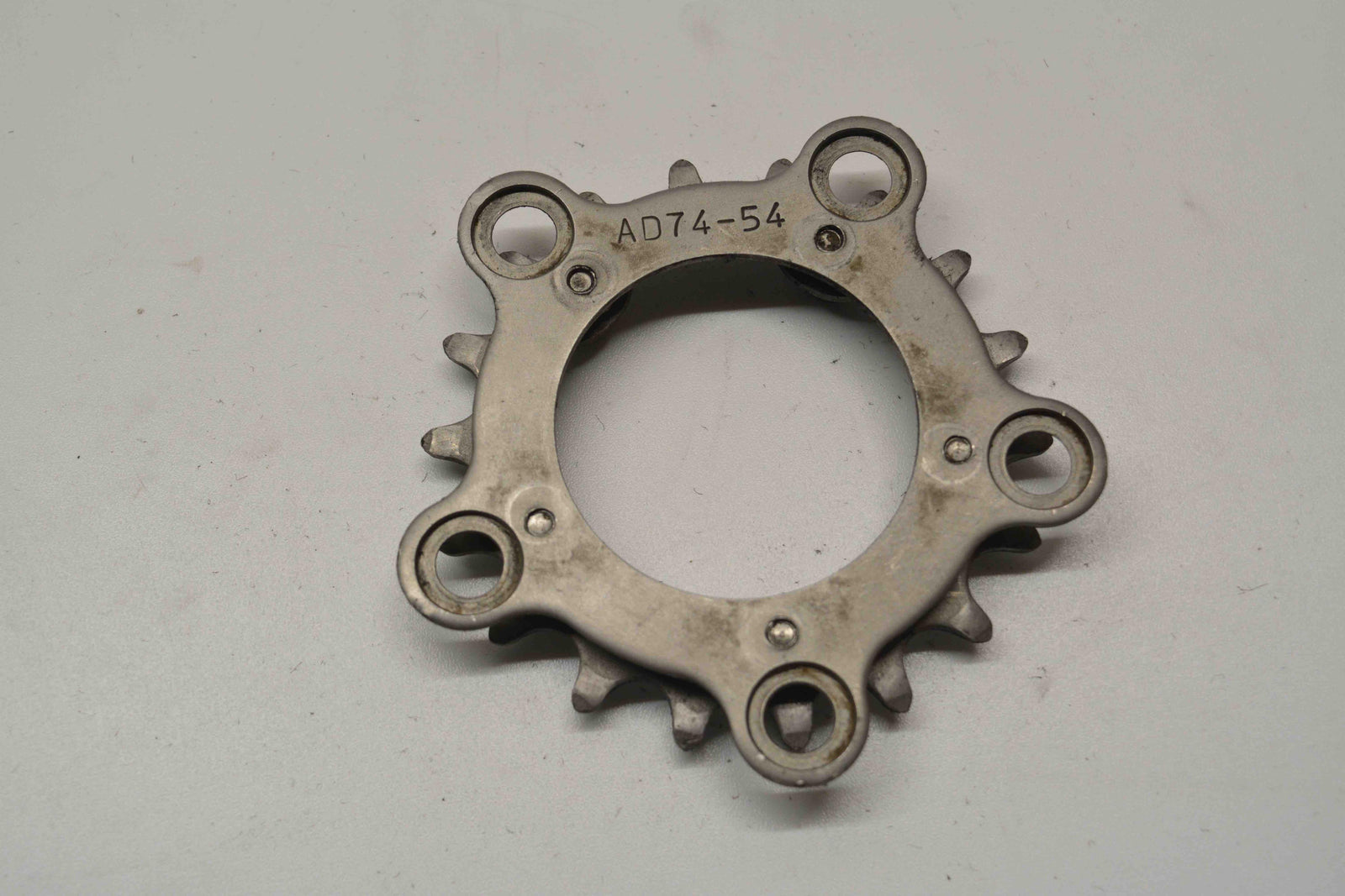 Kettenblattadapter 18 Zahn 74 mm auf 54 mm Lochkreis