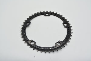Vintage Kettenblatt mit Löchern Schwarz 44 Zahn 144 mm