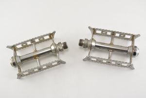 Lyotard 36 bis Pedale