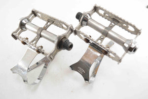 Lyotard 460D Pedale franz. Gewinde