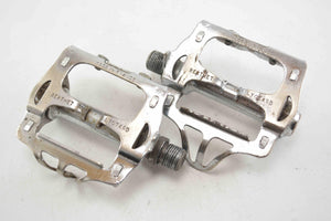 Lyotard Marcel Berthet MB 23TF Pedale franz. Gewinde