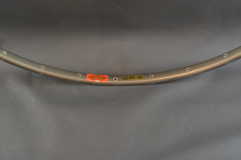 Mavic GP 4 Felge 28 Loch 28h NOS