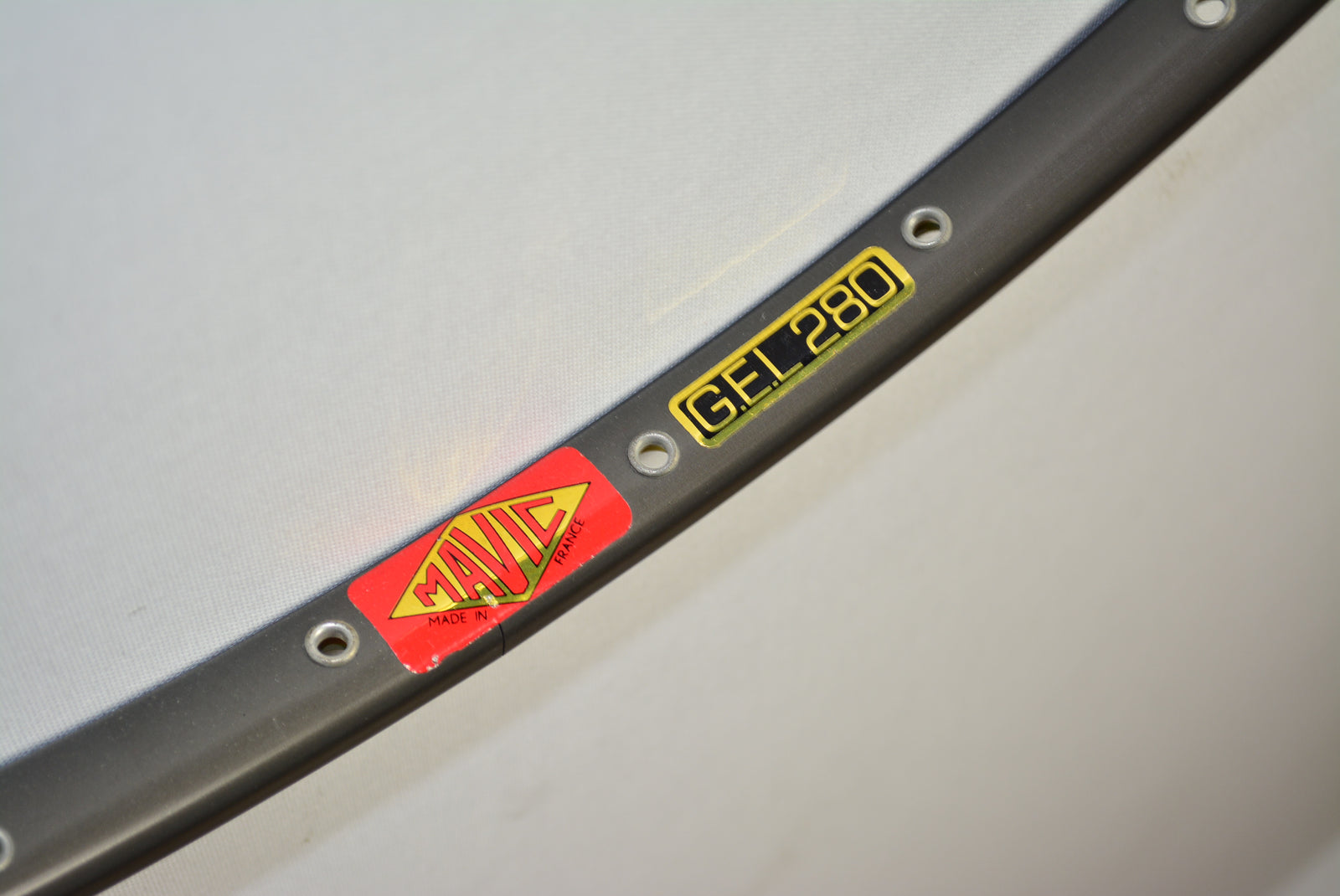 Mavic G.E.L 280 28" 36 Loch NOS