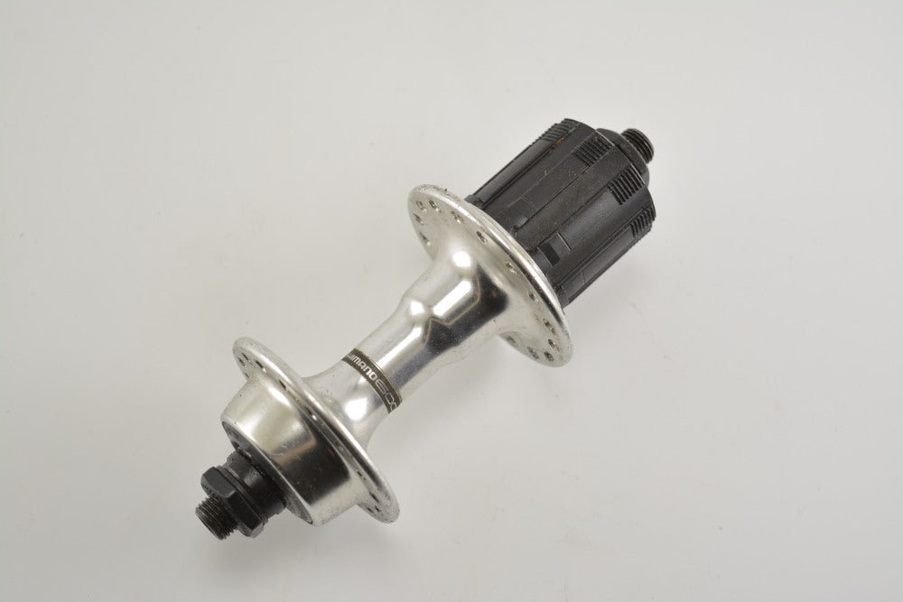 Shimano 600 Tricolore Hinterradnabe 32H