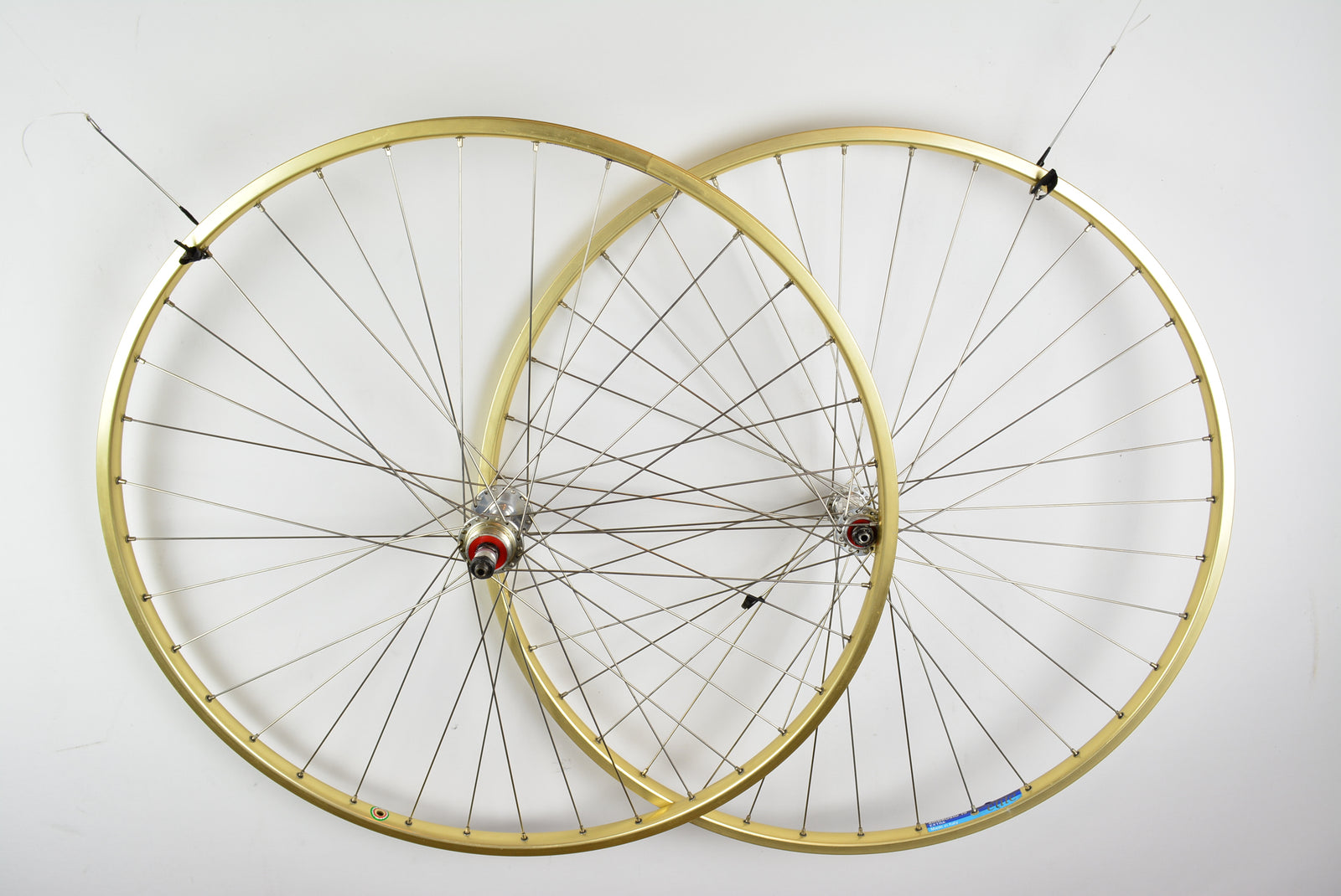 Normandy Luxe Competition 28" auf Ambrosio 19 Extra Elite Felgen