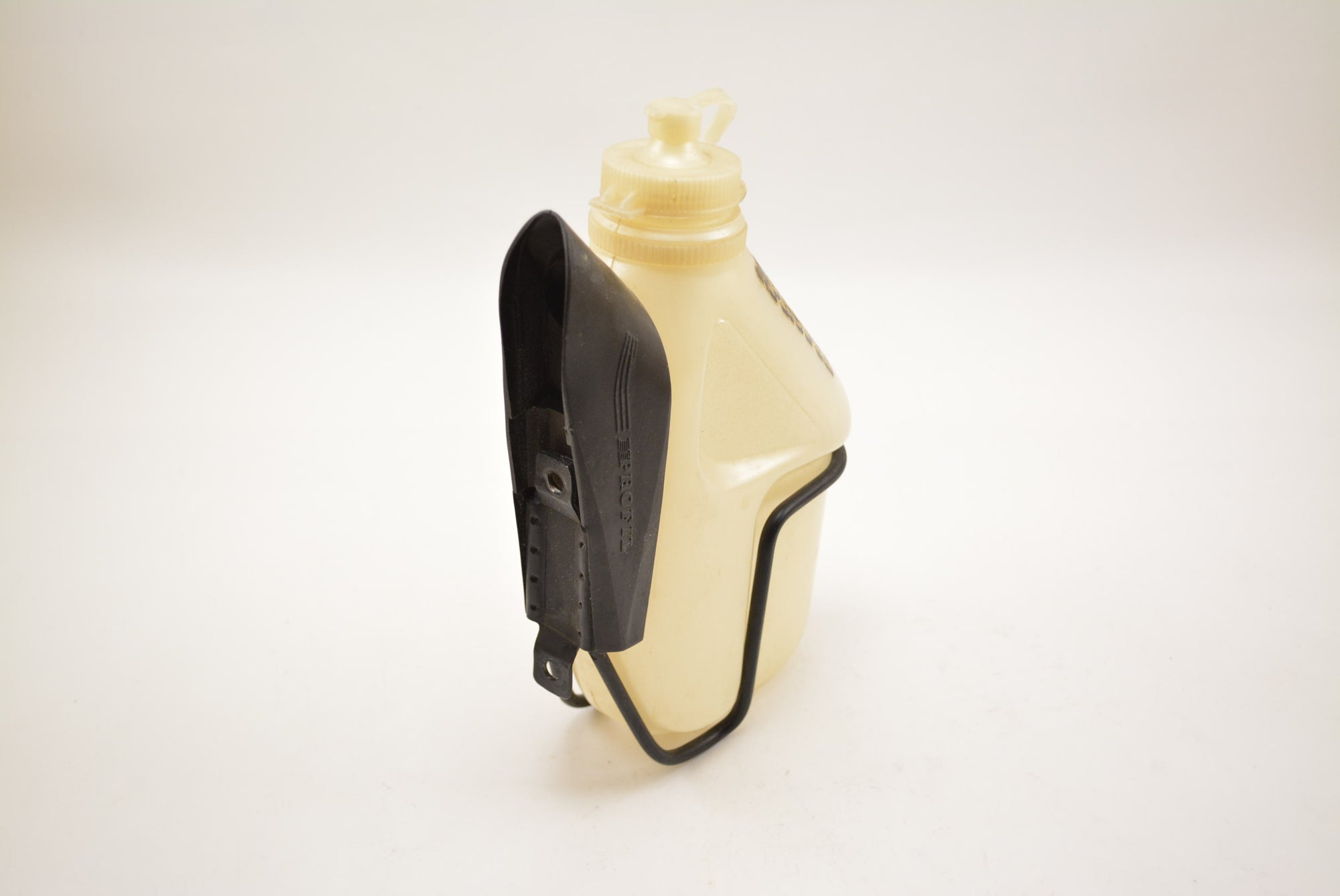 PROFIL Cobra Aero Trinkflaschenhalter mit Profil Aeroflasche
