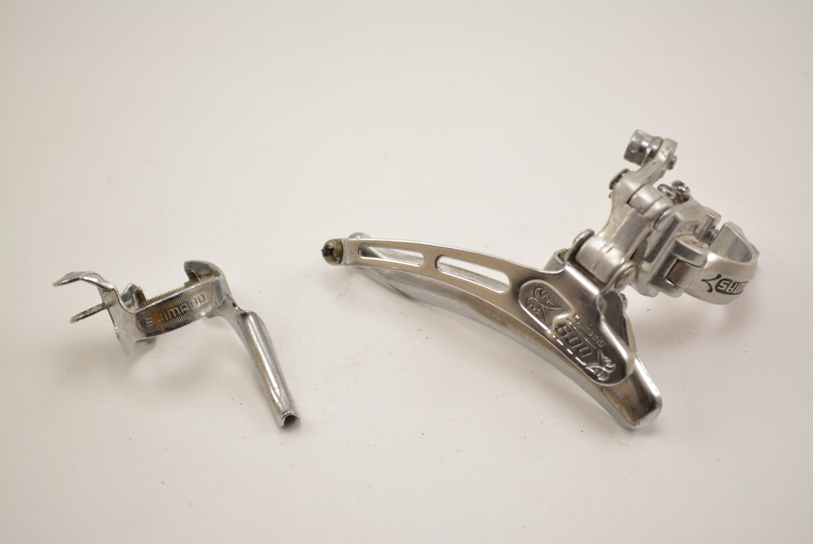 SHIMANO 600EX Arabesque FD-6200 Schelle 28,6 mm Umwerfer mit Zugschelle