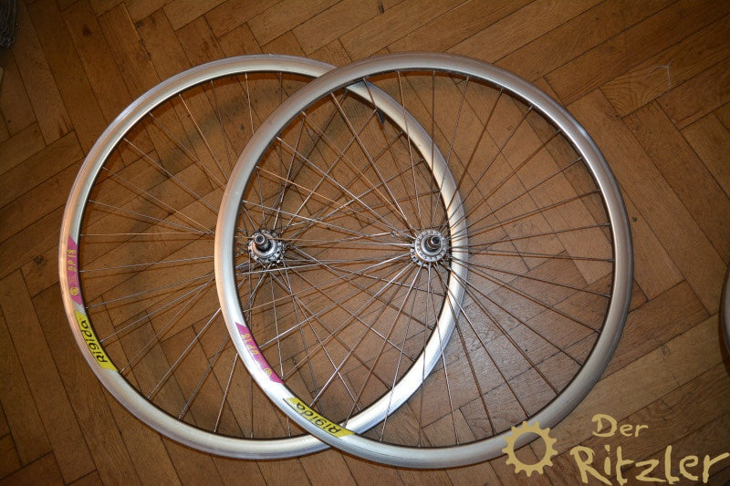 Sachs 7000 auf Rigida DP 18 Laufradsatz Schraubkranz 8-fach