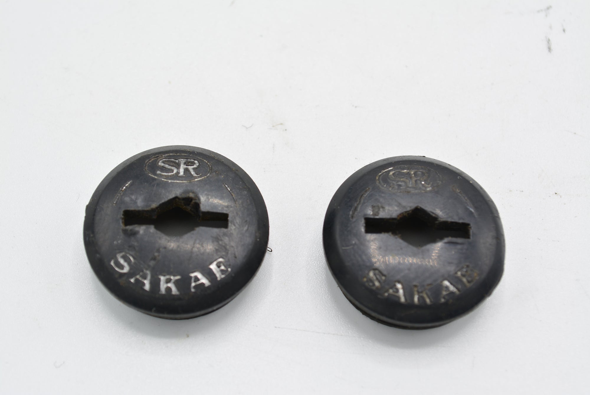 SR Sakae Ringyo Vintage Staubkappen für Kurbel Staubschutz Schwarz Crank Dust Caps