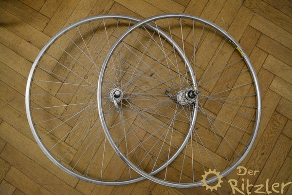 2 Räder MAVIC 190 FB HUB SHIMANO 7S 125,5mm Vintage D12