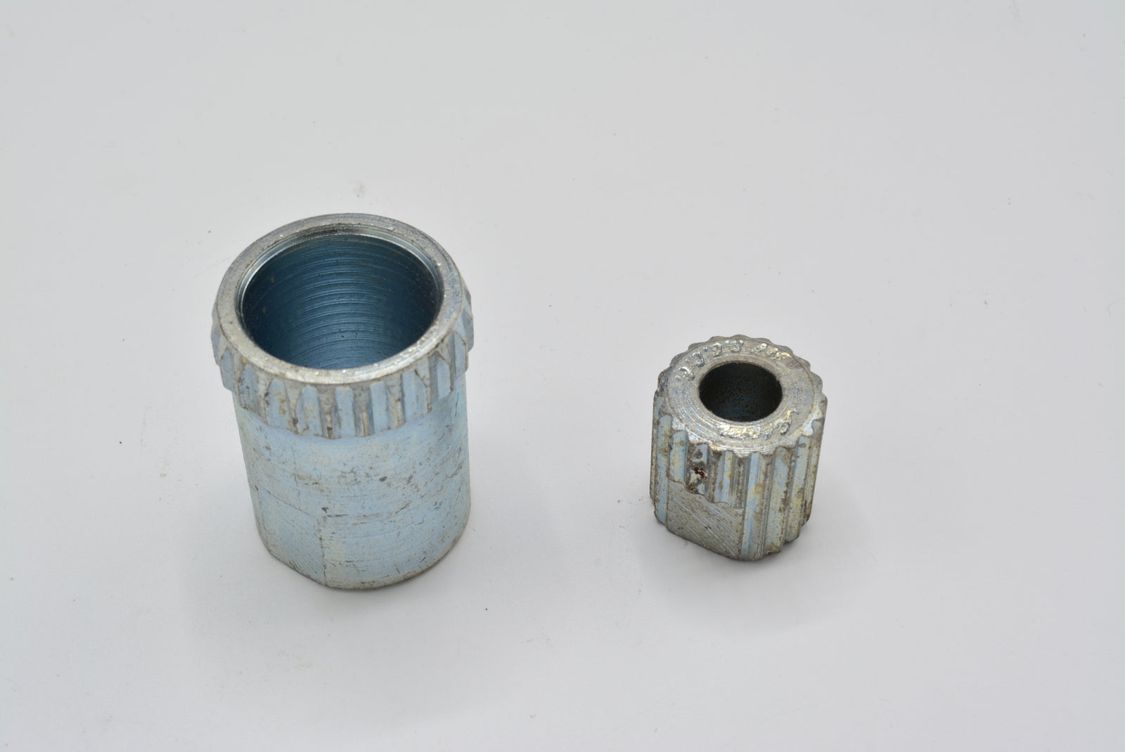 Schraubkranz Abzieher Set NOS Maillard Normandy, Atom etc.