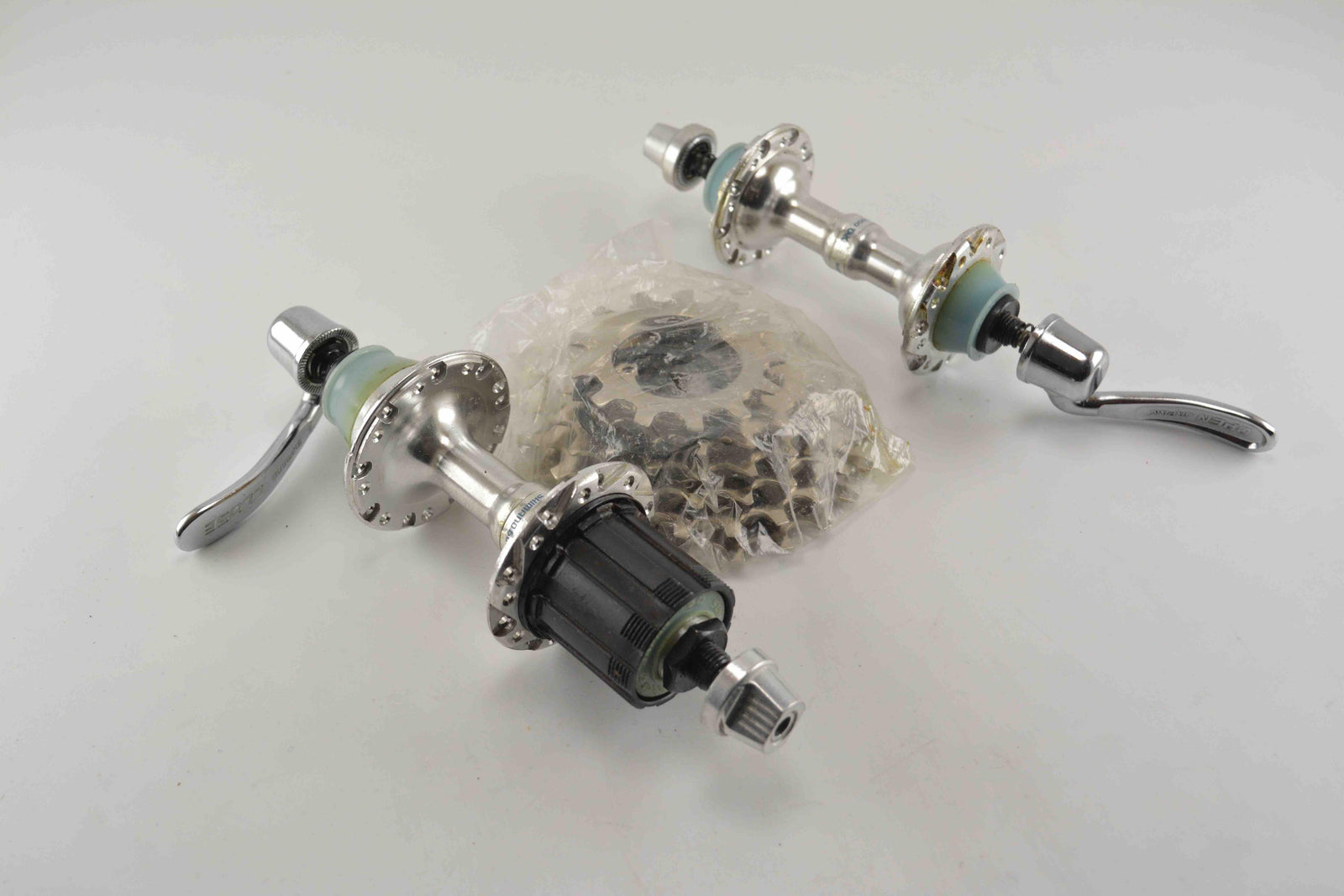 Nabenset Shimano 600 AX 36H VH + HR inkl. 6 Gang Kassette Neu