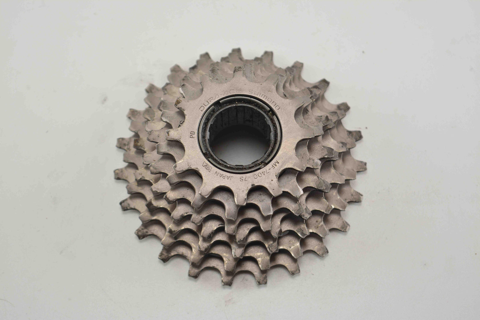 Shimano Dura-Ace MF-7400 7-fach Schraubkranz 12-23 Zähne