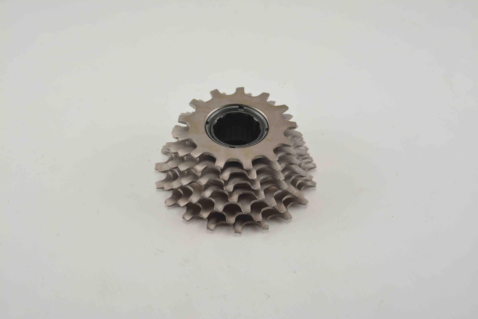 Shimano Dura Ace 7S UG MF-7400 13 - 19 Zähne Schraubkranz