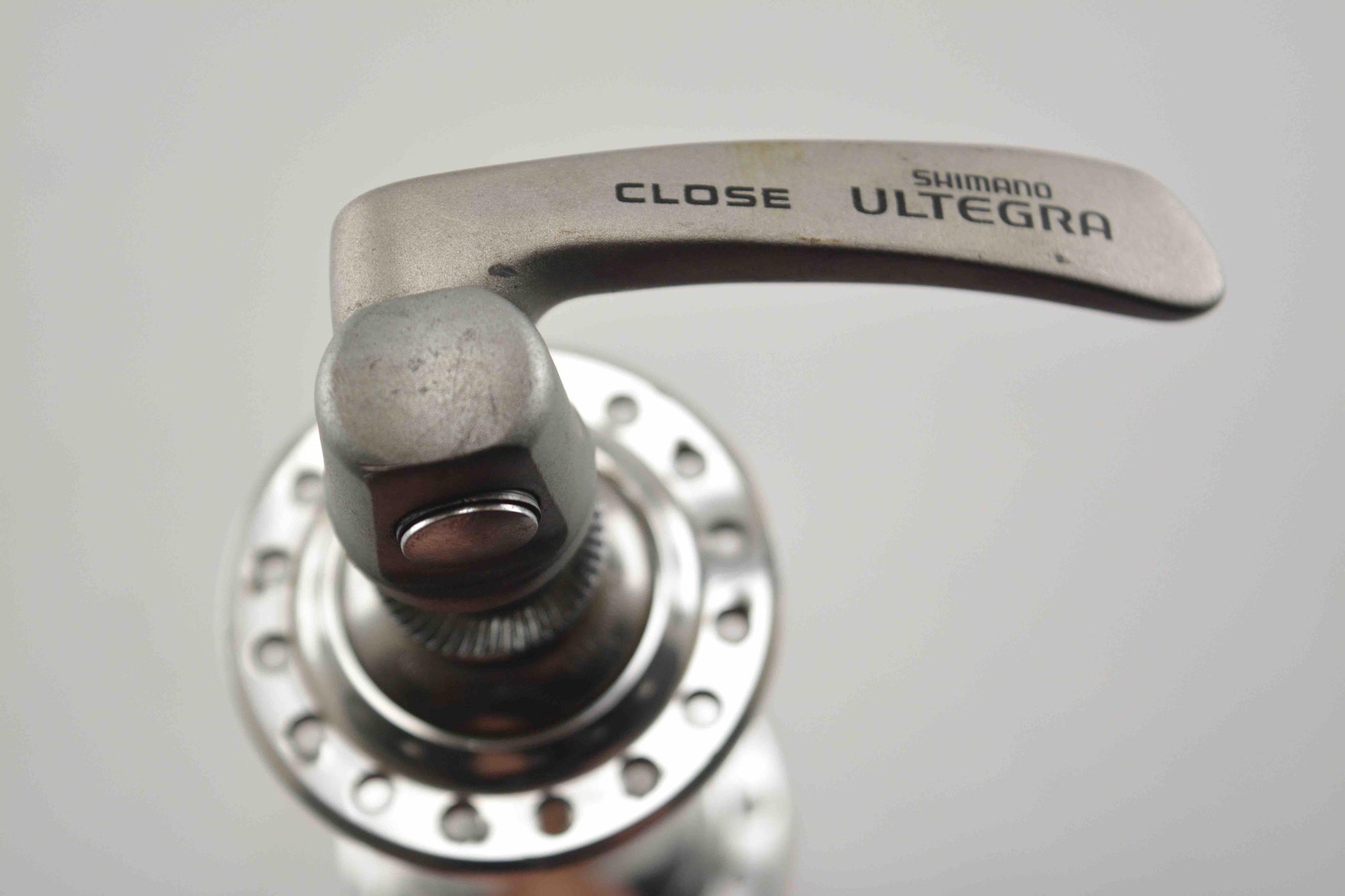 Ultegra Shimano HB-6500 Roue avant Moyeu 32 L (105 Ultegra Shimano HB-6500 Roue avant Moyeu 32 L (105
