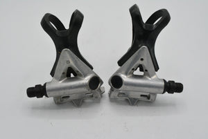 Shimano 105 PD-1050 pedals with cage
