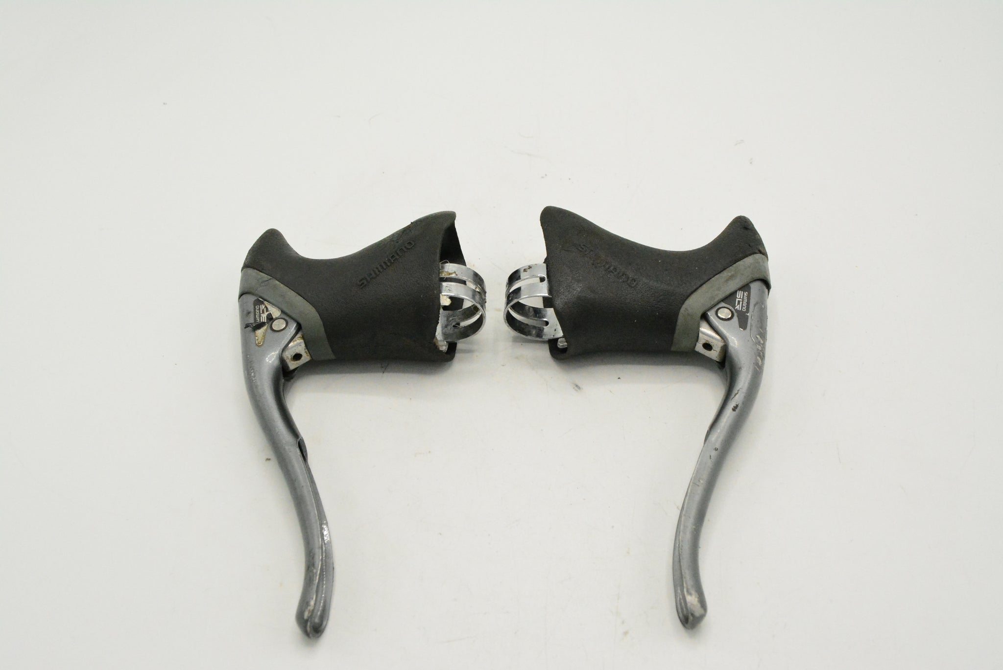 Shimano 600 Tricolor aero-Bremshebel BL-6401 vintage (Gebraucht) in Cham für CHF 45 – mit Shimano 600 Tricolor aero-Bremshebel BL-6401 vintage (Gebraucht) in Cham für CHF 45 – mit