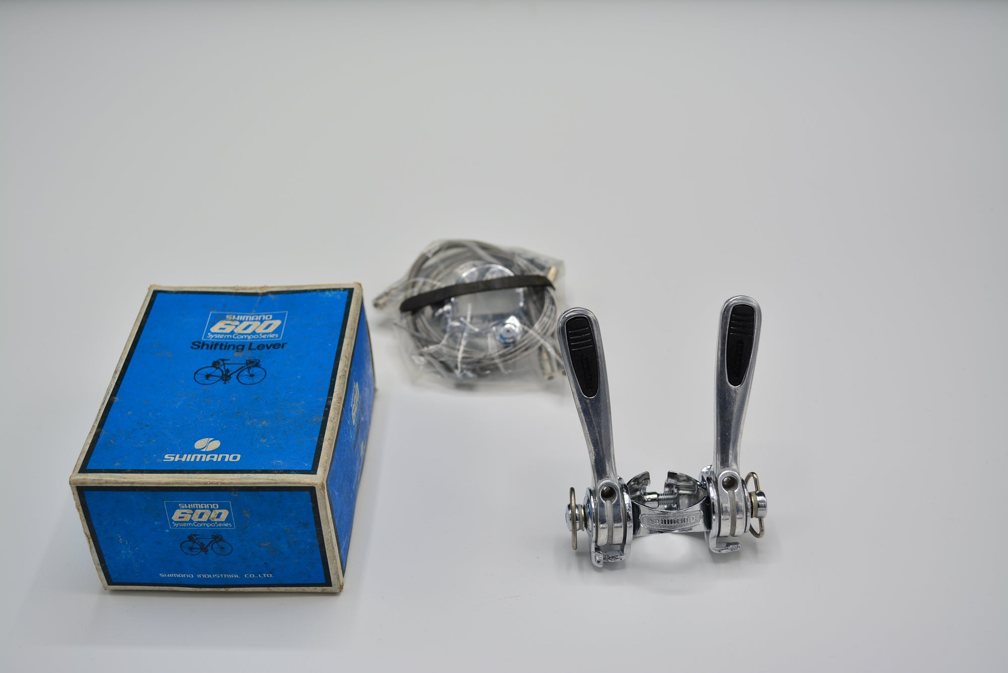 Leviers de vitesses - Manettes - Shifters Campagnolo Record 1014 - à braser (🇮🇹) - Équipements vélos Leviers de vitesses - Manettes - Shifters Campagnolo Record 1014 - à braser (🇮🇹) - Équipements vélos